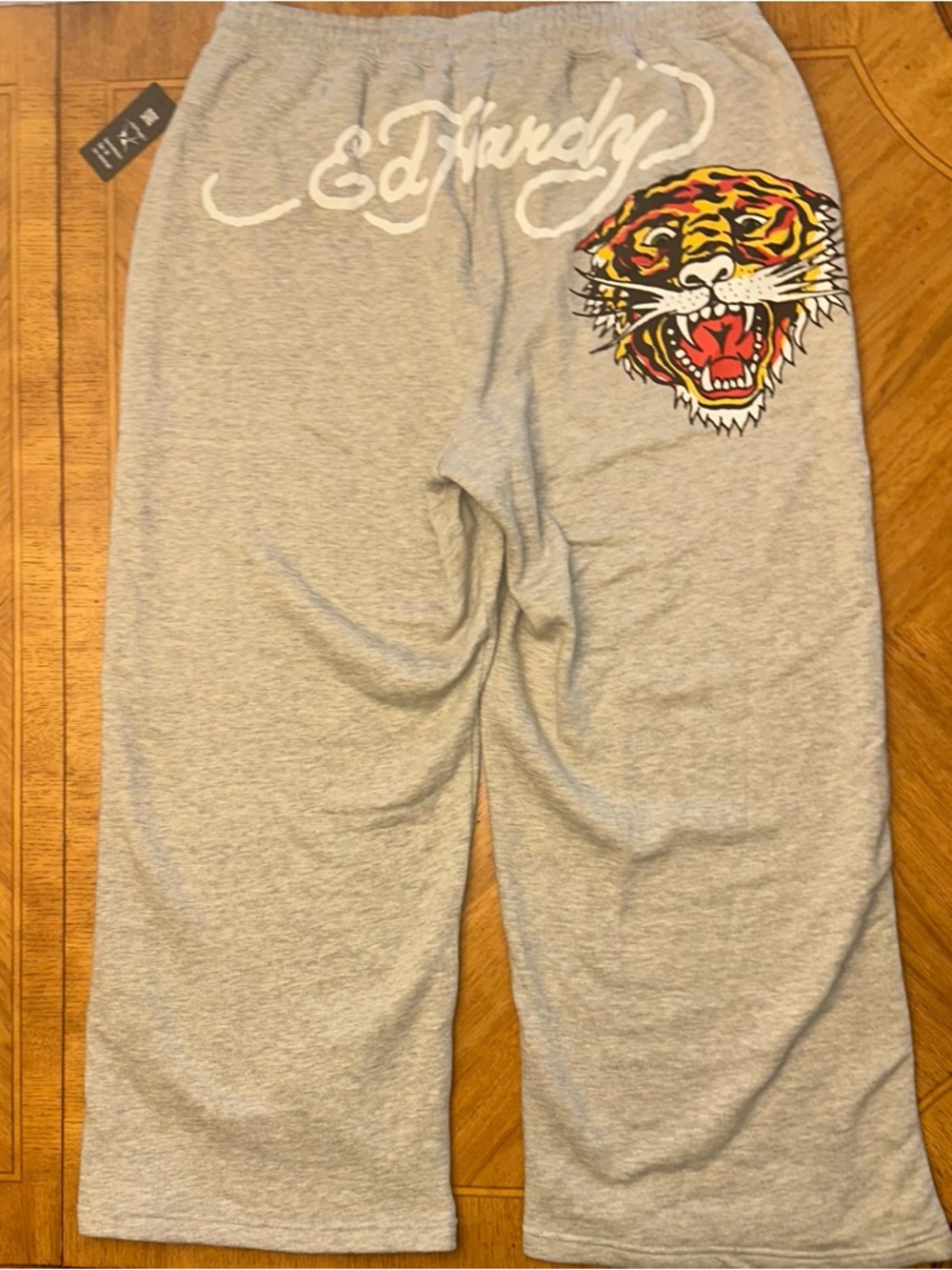 ED HARDY Flare Sweatpants Women’s Size 3X Heather Gray Tiger White Script Logo